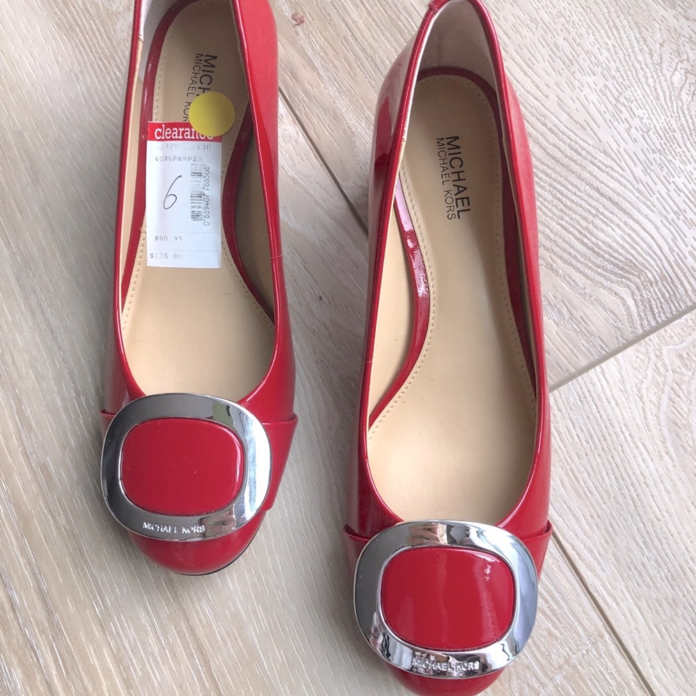 NWT Michael Kors Red low Block heel pumps